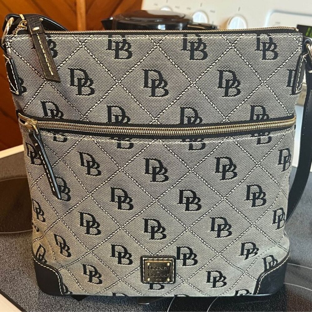 Dooney & Bourke crossbody